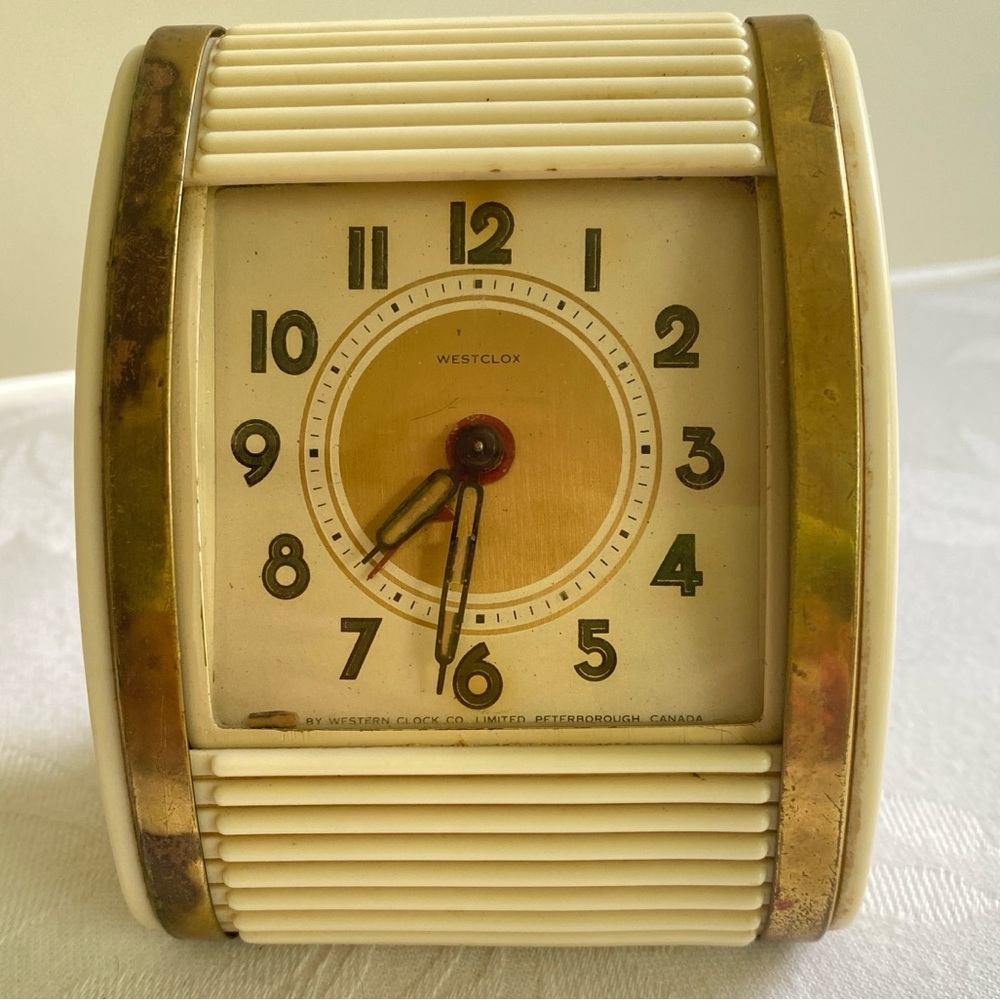 Vintage Westclox Key Wound Travelarm Roll Top Art Deco Alarm Clock